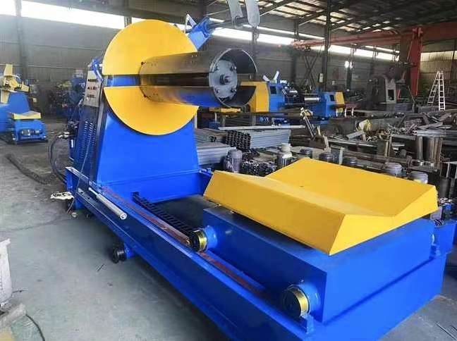 The popular automatic roof panel roll forming machine