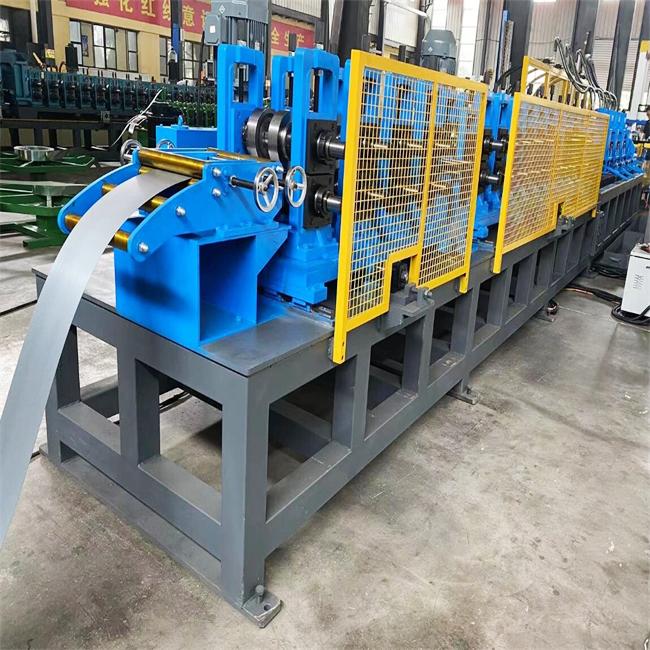 High speed automatic changing CU channel light keel roll forming machine