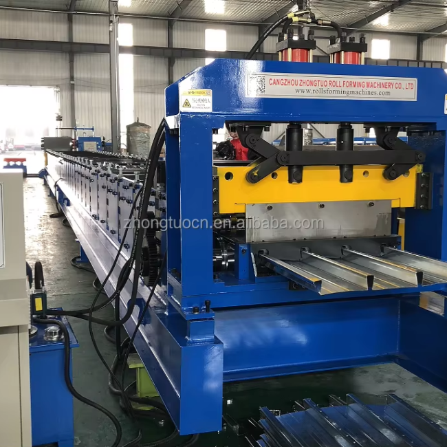 Full automatic closed type floor deck roll forming machine